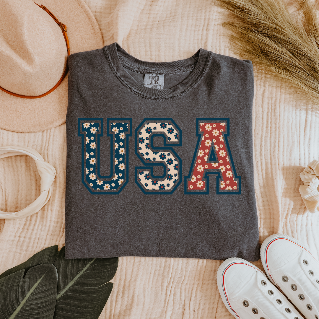 Patriotic USA Retro Flowers